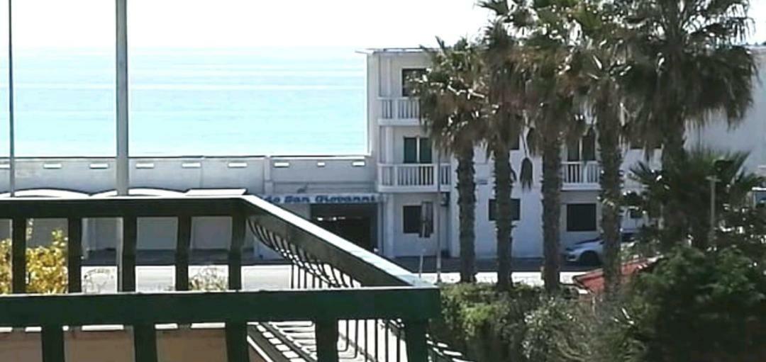 Gallipoli, Lido San Giovanni, 5 Posti Letto Extérieur photo